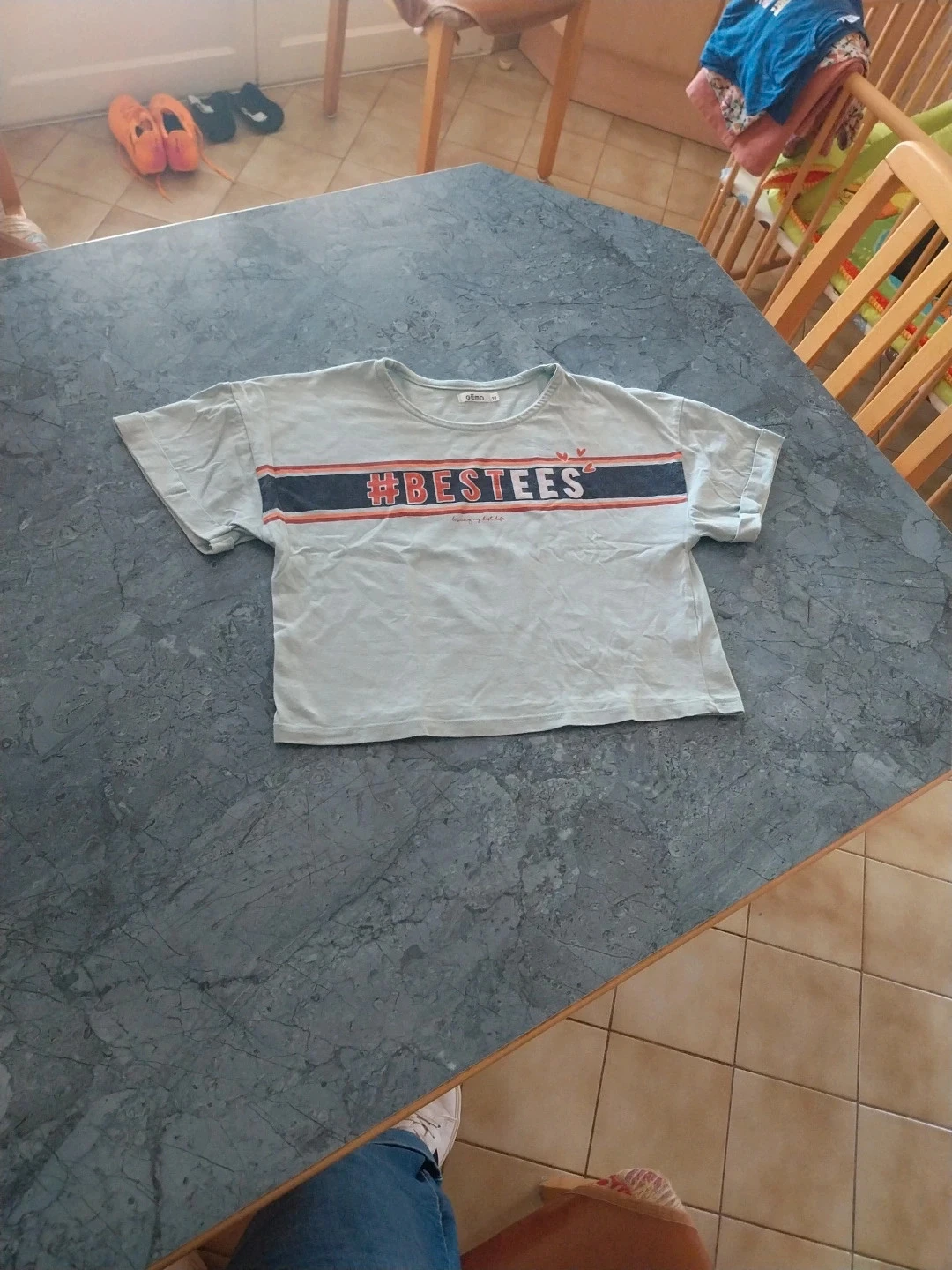 T-shirt manche courte cour T.10ans